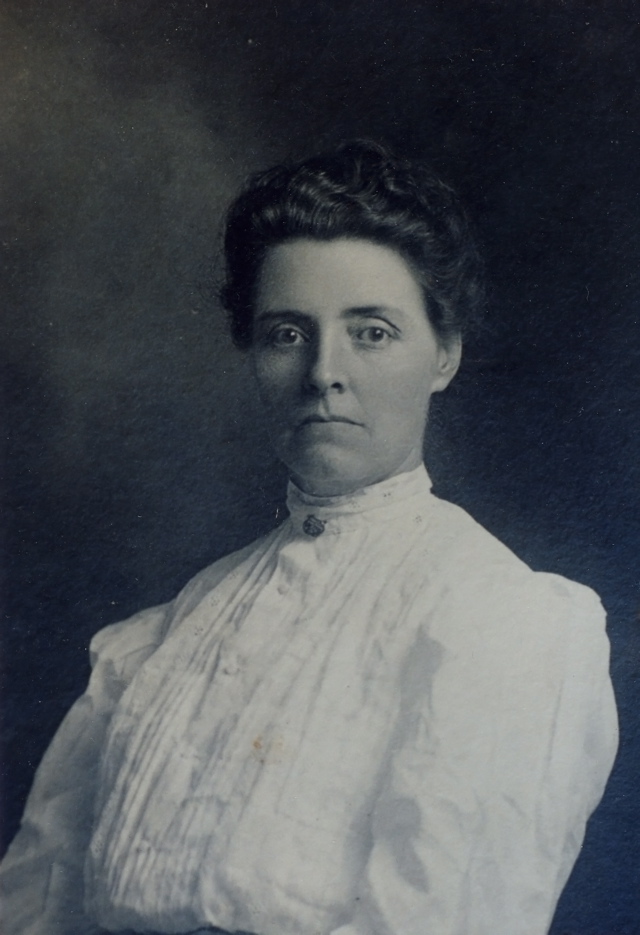 LeahWilliamsBeresfordb12151849dc1949